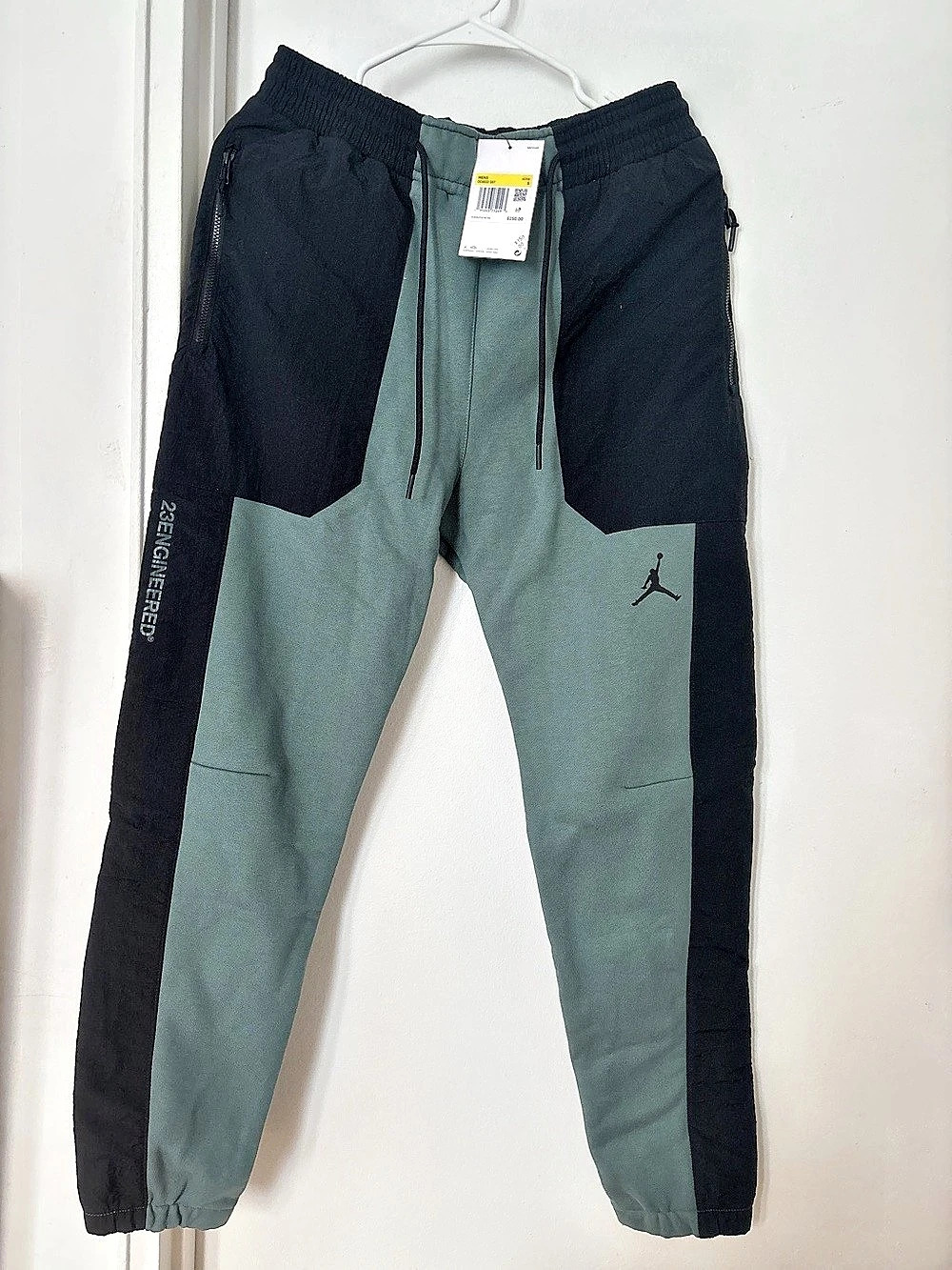 Jordan 23 Engineered Woven Insulated Pants Green & Black Medium